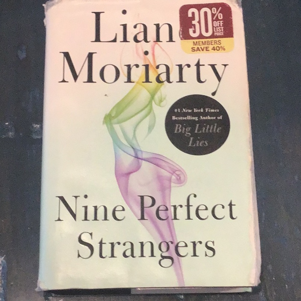 Hard cover book Nine perfect Strangers